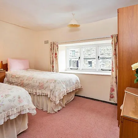 Finest Retreats - No 2 Town Head *